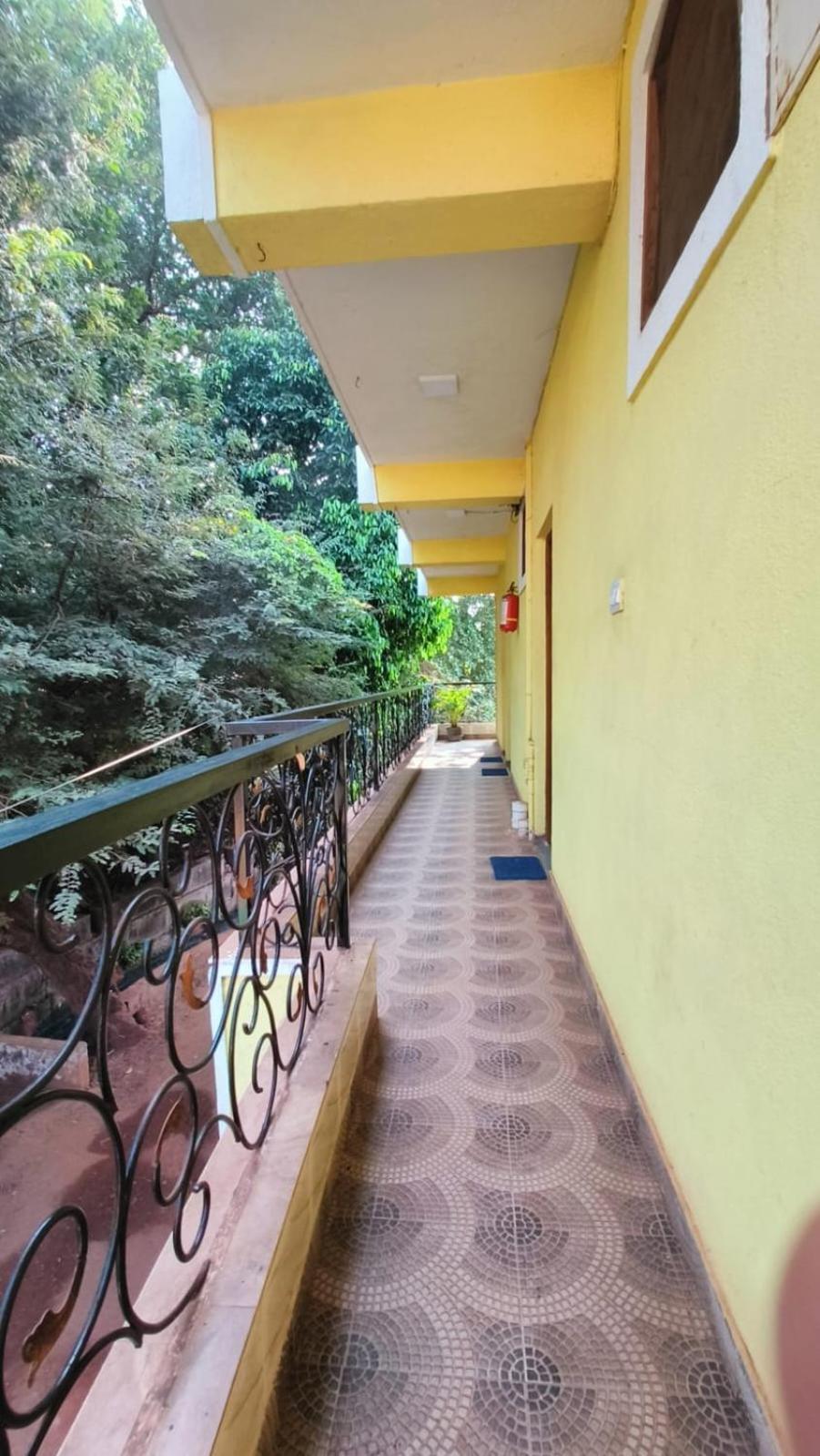 Green Field View Hotel Candolim Exterior photo